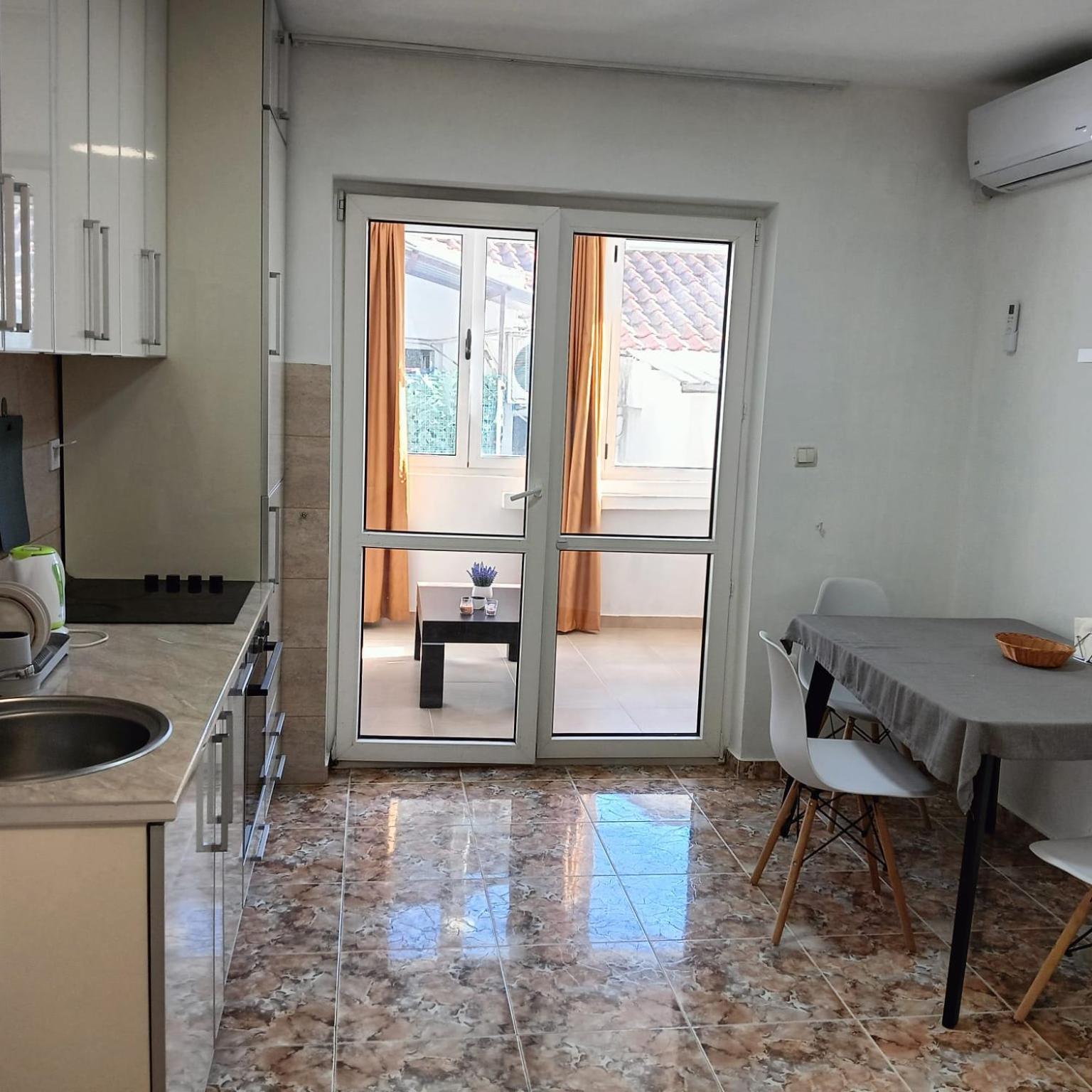 Apartment Vinogradi Budva